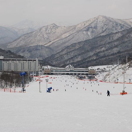 Eden Valley Resort Yangsan Esterno foto
